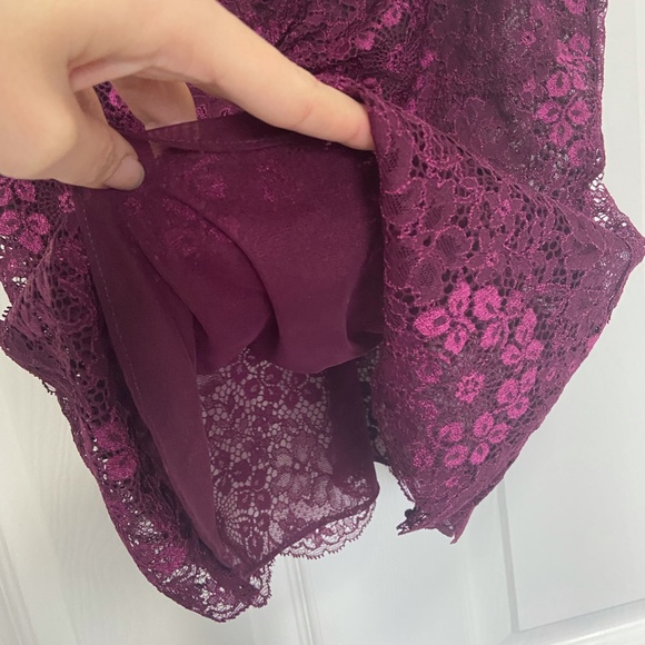 Josie Natori Lace Tank - Picture 5 of 8